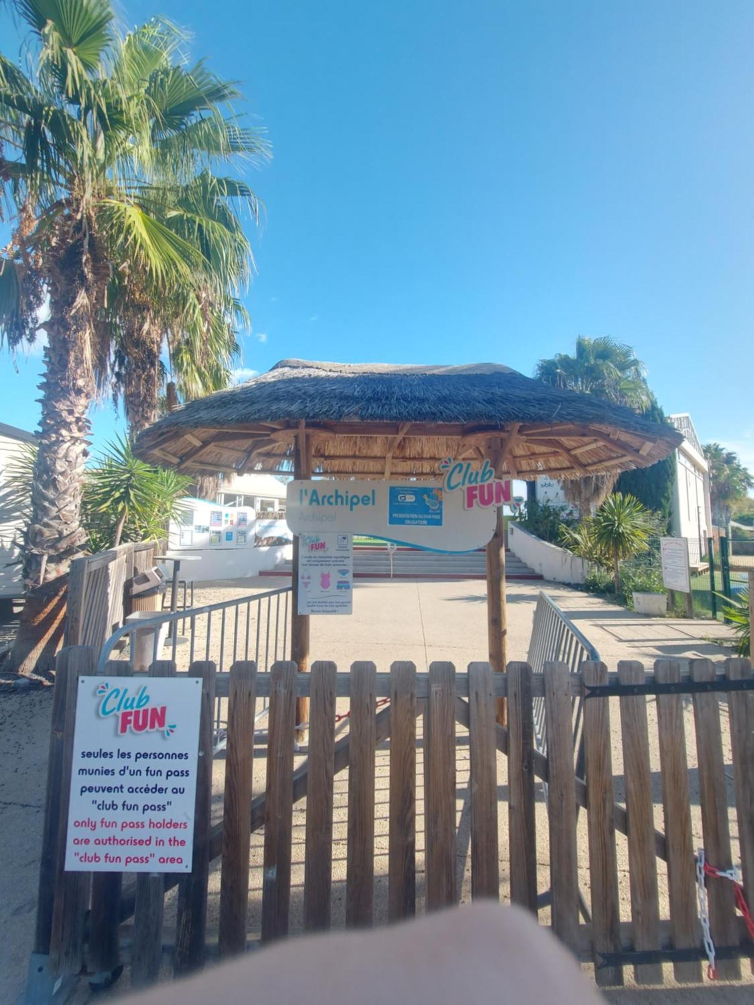 Mobilhome La Carabasse **** Vias Exteriér fotografie